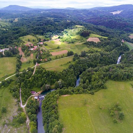 Kuca Za Odmor Slunjcica Vila Exterior foto