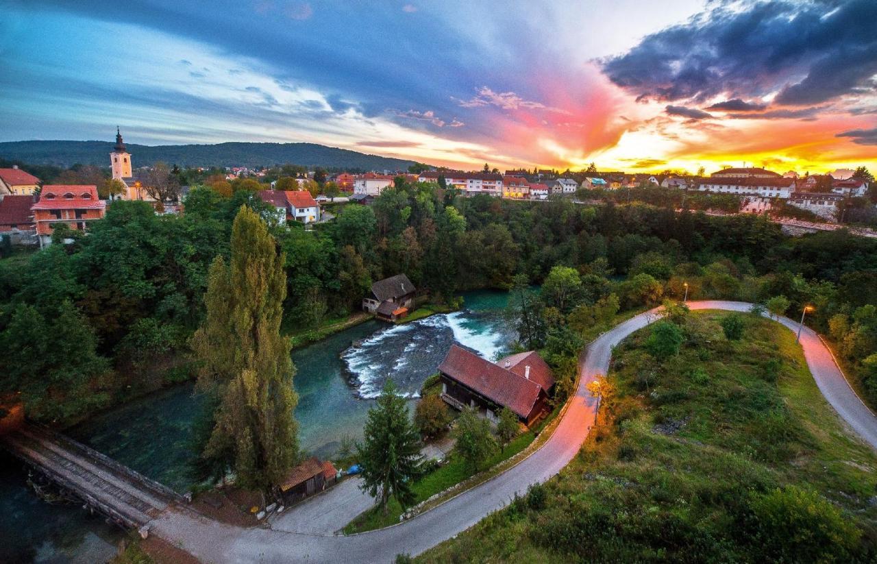 Kuca Za Odmor Slunjcica Vila Exterior foto