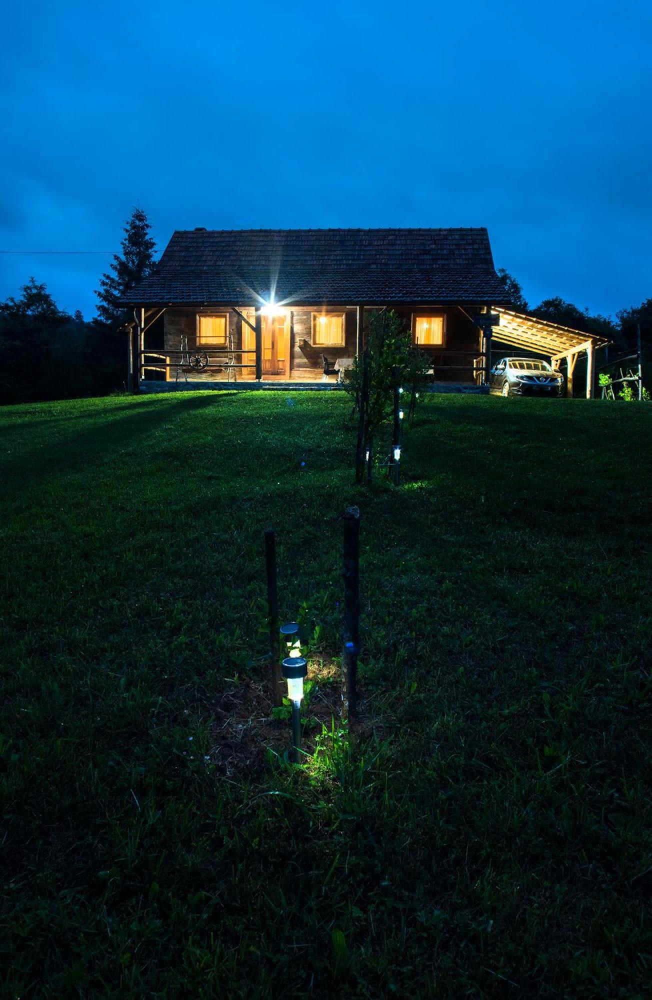 Kuca Za Odmor Slunjcica Vila Exterior foto