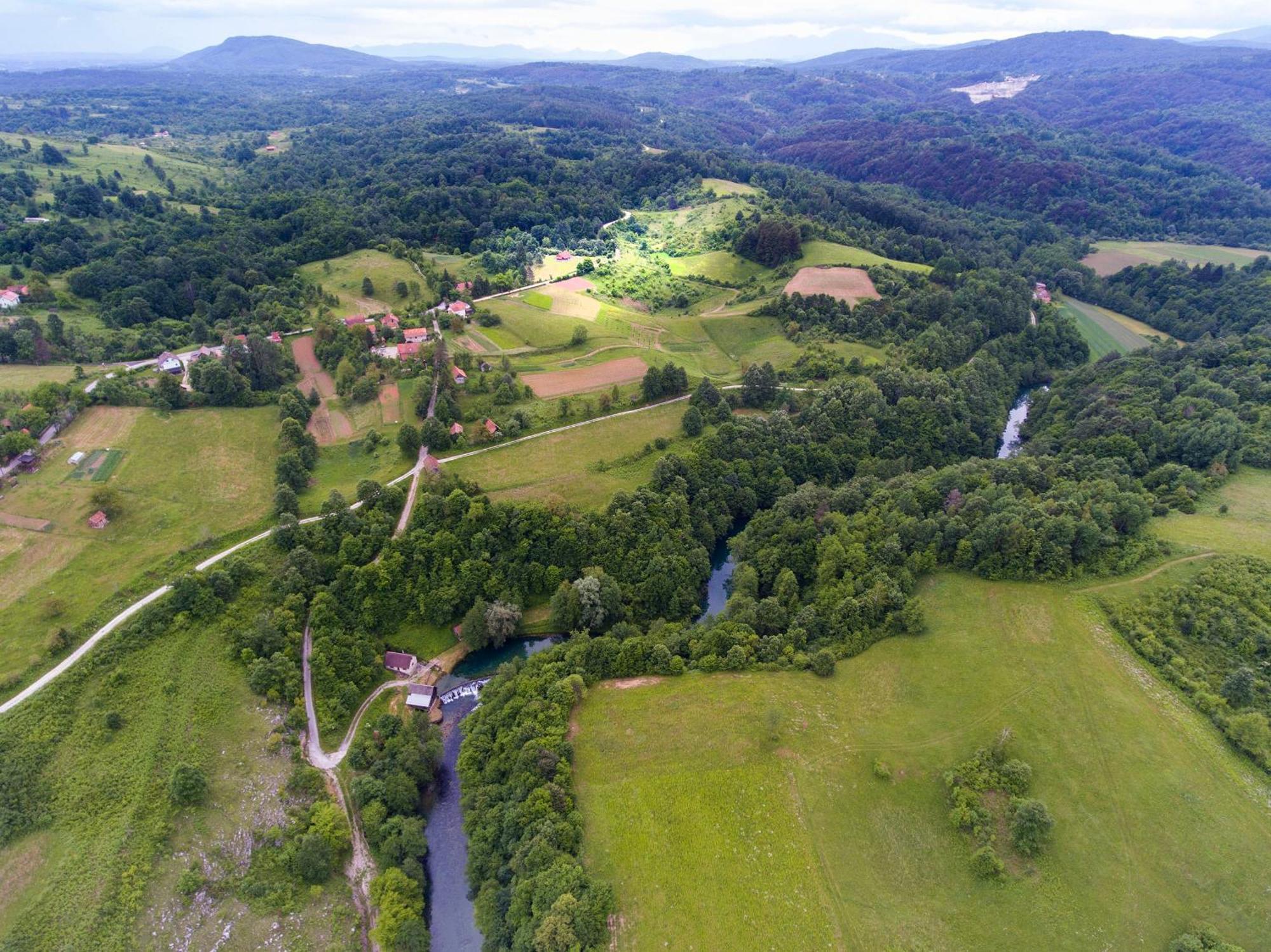 Kuca Za Odmor Slunjcica Vila Exterior foto